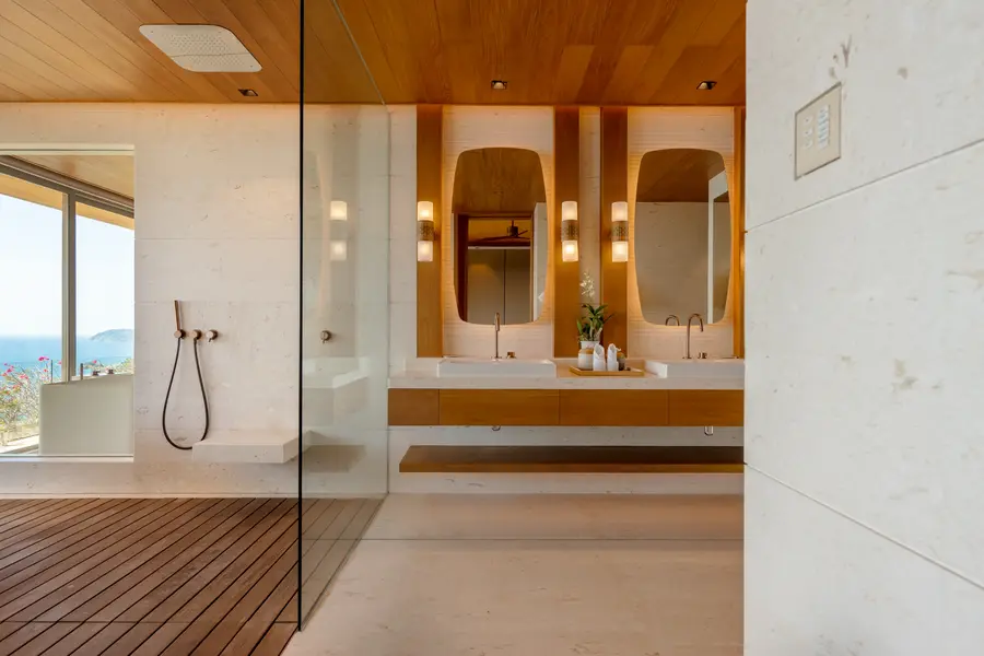 Ensuite with rain shower, double vanity and amenities
